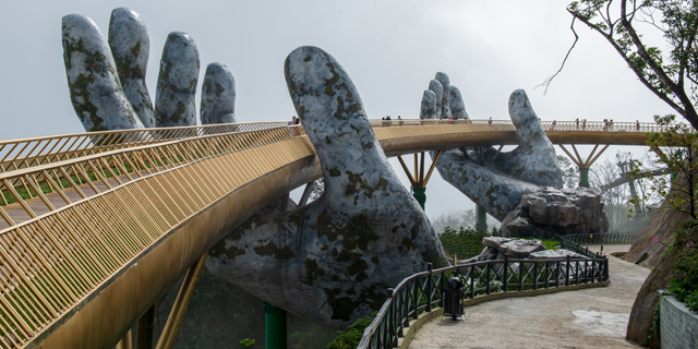 danang-golden-bridge