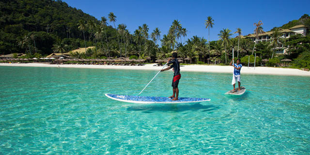 taaras-beach-and-spa-paddle-boarding